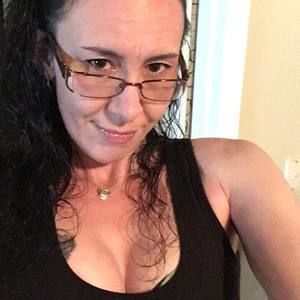 Meet your Posher, Danelle